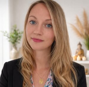 Manon Dufau Régnier, Auxiliaire de puériculture
